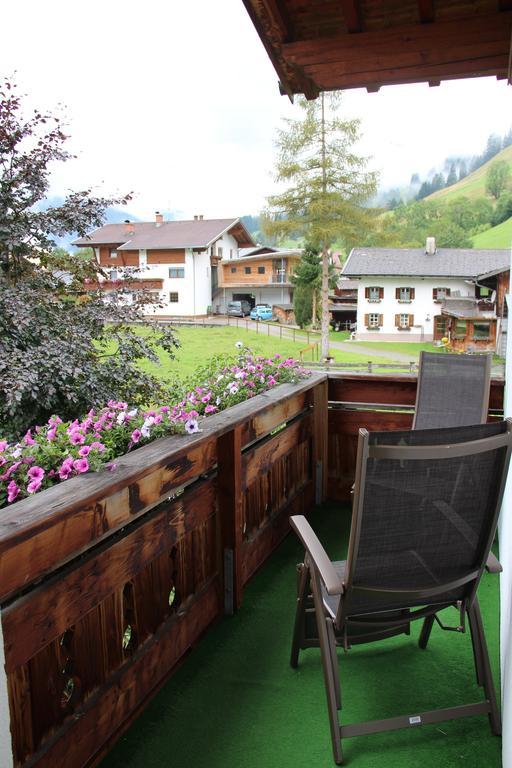 Doppelzimmer mit Balkon